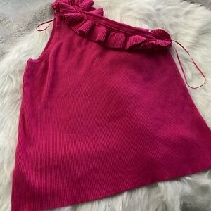 Sofia Vergara Ruffled One-Shoulder Pink Top